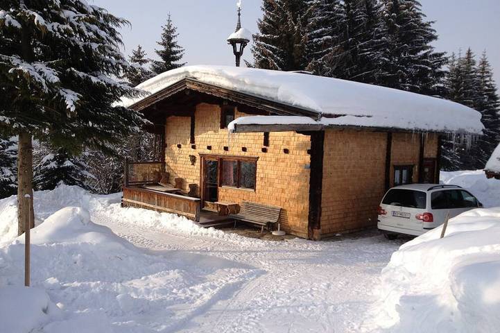 Blockhütte für 8 Personen, mit Terrasse und Garten in Kirchberg in Tirol - 4