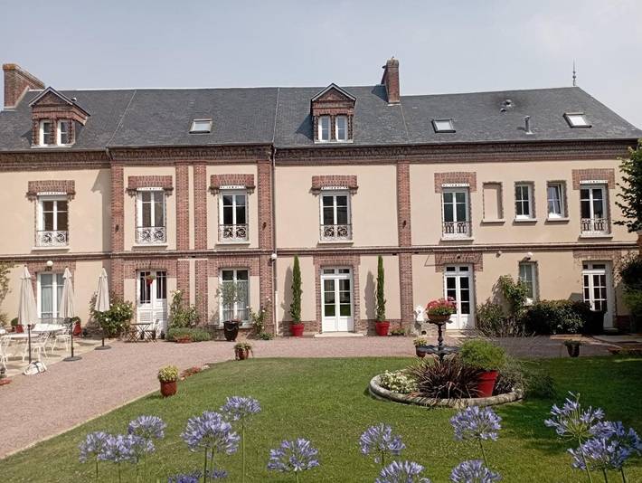 Gîte pour 2 personnes, avec Terrasse et Jardin à Rugles