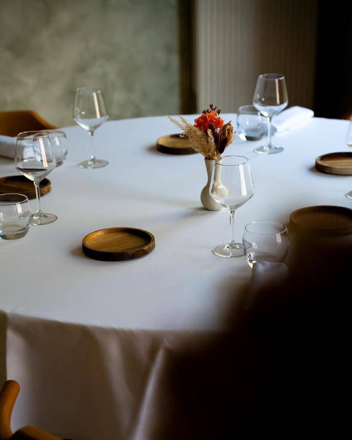Logis Hôtel & Restaurant Le Cheval Blanc et Clovis in Vouillé, Vienne (France)