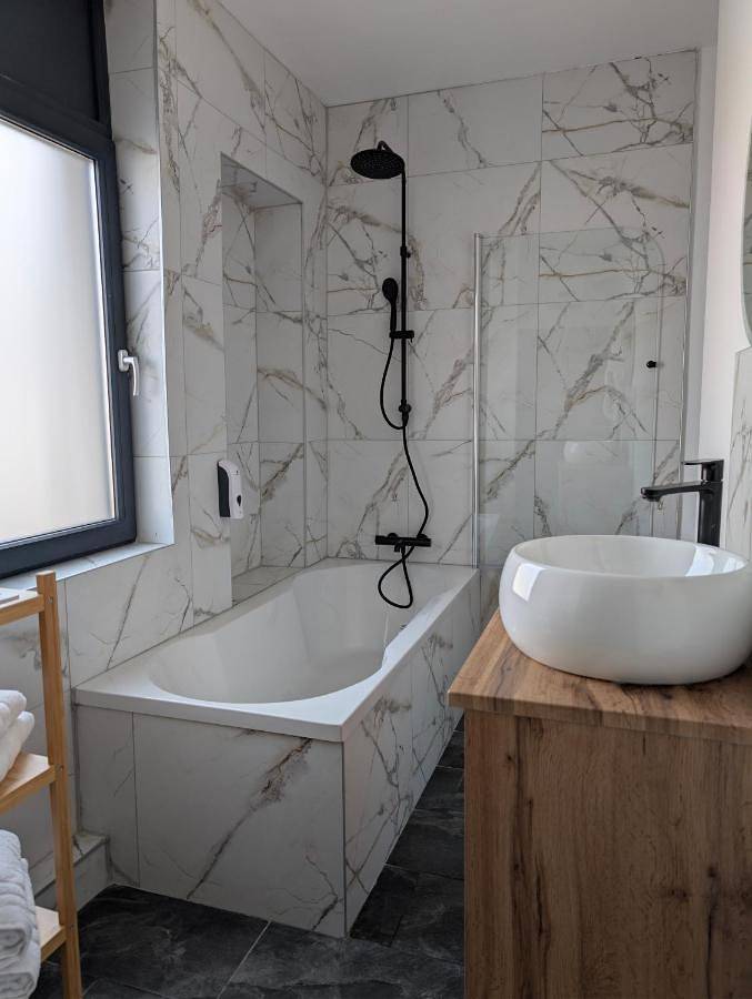 Hôtel pour 2 personnes, avec vue dans Jemeppe - 3