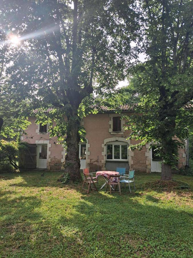 Location de vacances pour 6 personnes, avec Terrasse et Vue à Moustey
