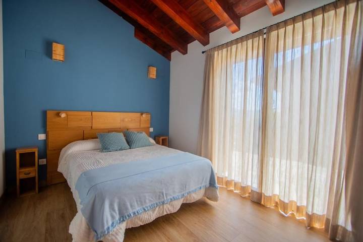 Apartamento de vacaciones para 4 personas, con terraza y piscina además de vistas y jardín, Se admiten mascotas en Comarca de Ávila - 3