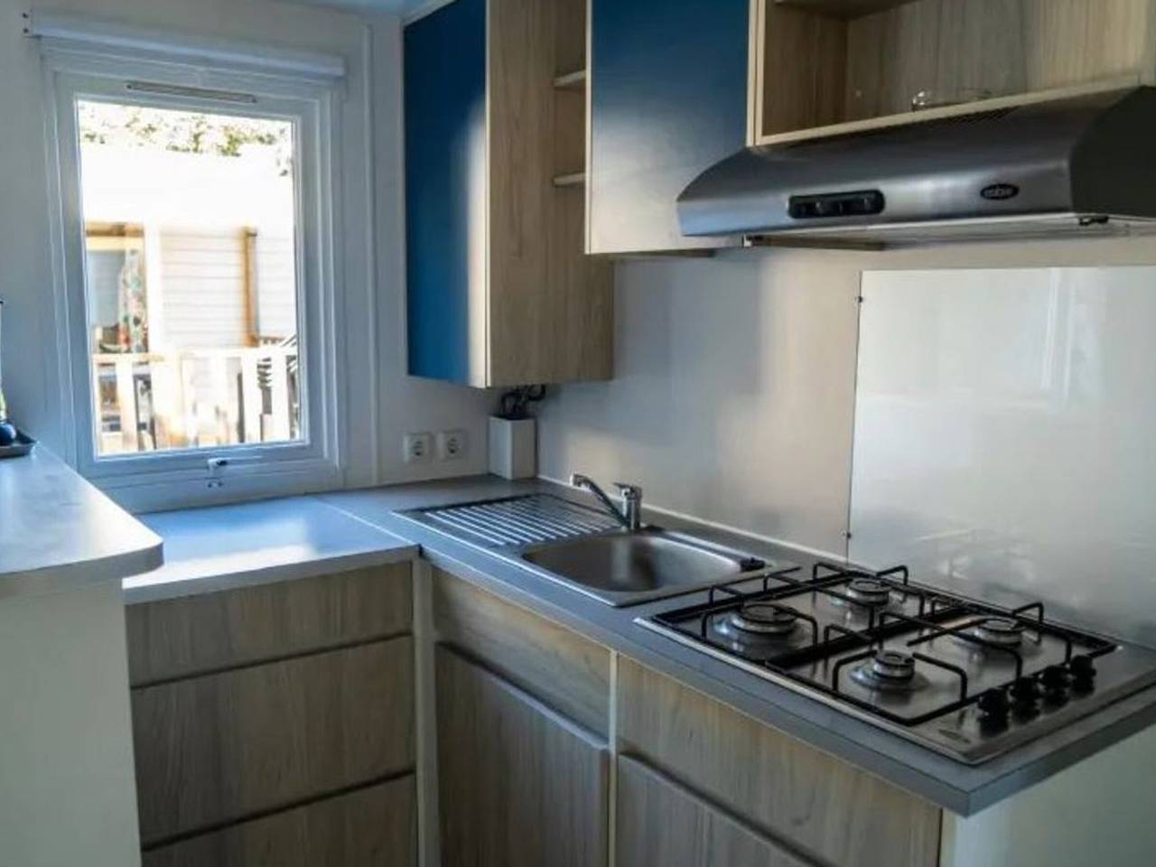 Mobil-home confortable à Calvisson pour 4 personnes in Calvisson, Région de Nîmes