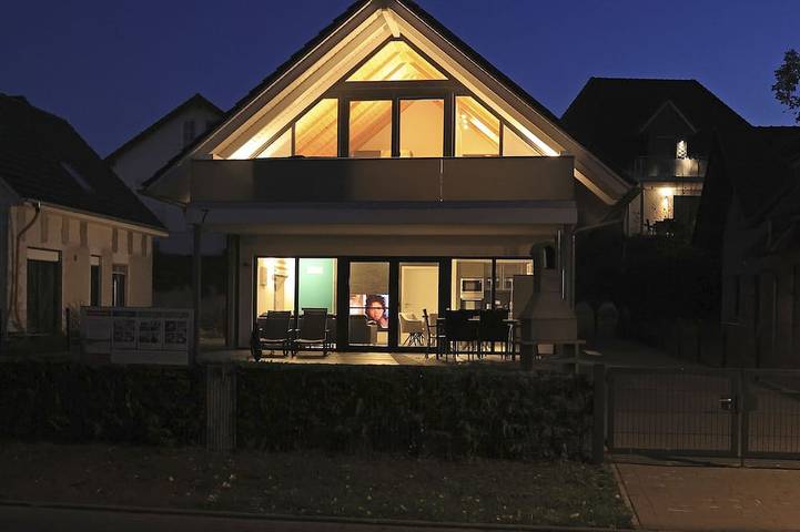 Ferienhaus für 8 Personen, mit Garten und Sauna sowie Whirlpool in Göhren-Lebbin