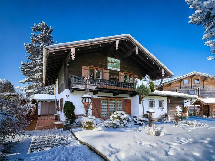 Ferienhaus für 8 Personen, mit Balkon und Terrasse sowie Garten in Hopfgarten im Brixental
