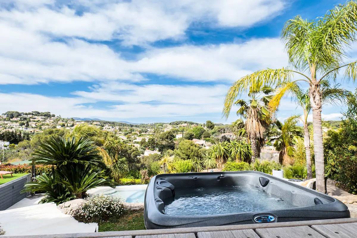 Villa 5 Schlafzimmer Höhe des Golfs, Schwimmbad & Jacuzzi in Vallauris, Mittelmeerküste (Frankreich)