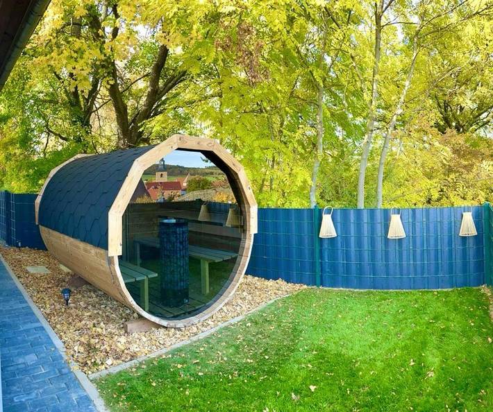 Ferienwohnung für 4 Personen, mit Balkon und Whirlpool sowie Terrasse und Garten in Falkenstein/Harz