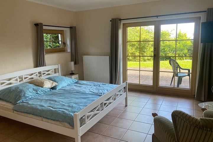 Ferienwohnung für 2 Personen, mit Terrasse und Garten in Sangerhausen - 2