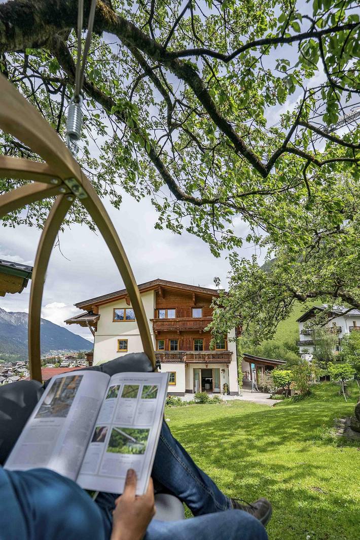 Bauernhof für 12 Personen, mit Terrasse und Garten sowie Seeblick und Ausblick