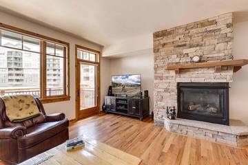 Apartment for 5 Guests in Frisco, Arapaho National Forest, Picture 2