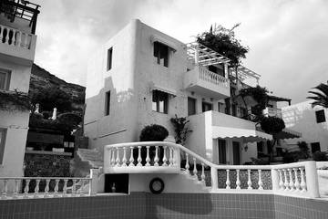 Maison d’hôte pour 2 personnes, avec jardin et piscine à Chersónissos