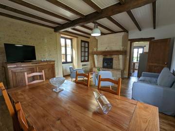 Gîte pour 8 Personnes dans Val-des-Vignes, Charente, Photo 1