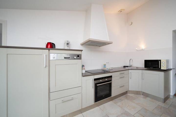 Location de vacances pour 7 personnes, avec jardin et vue à Saint-Bonnet-sur-Gironde - 3