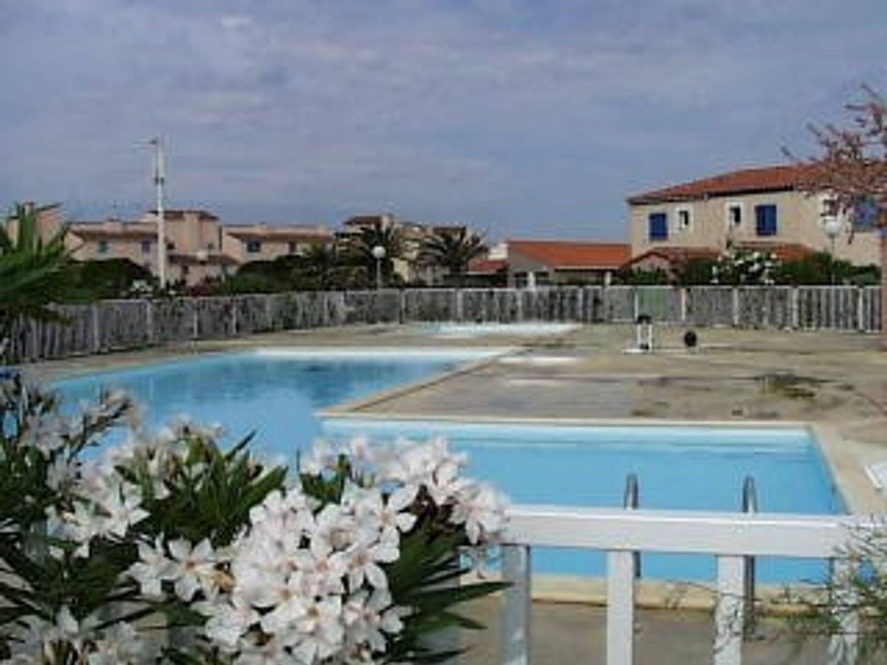 Pavillon 4 pièces avec piscine, 8 personnes, Port Barcarès, garage, proche commerces et plage in Le Barcarès, Côte d'Améthyste