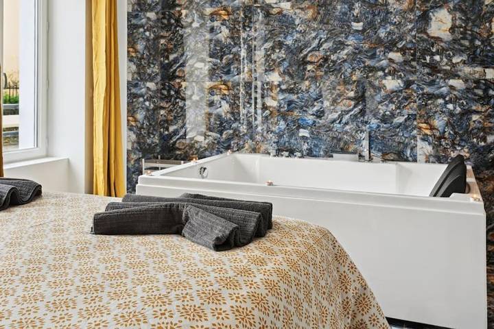 Gîte pour 2 personnes, avec jacuzzi à Corbeil-Essonnes - 3