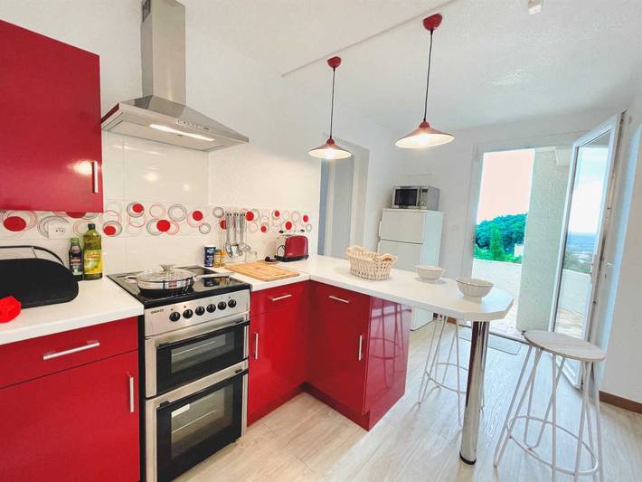 Gîte pour 2 personnes, avec terrasse et piscine à Laroque-des-Albères - 2