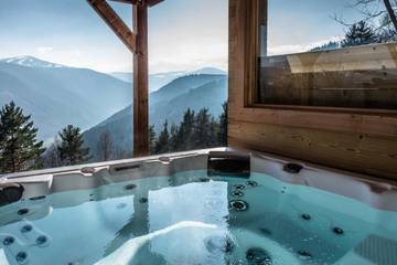 Gîte pour 9 personnes, avec jacuzzi ainsi que jardin et sauna à Muhlbach-sur-Munster