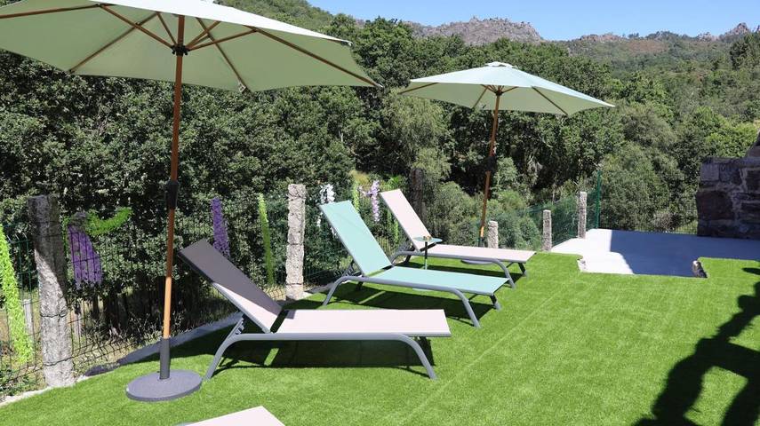 Location de vacances pour 2 personnes, avec jardin à Castro Laboreiro