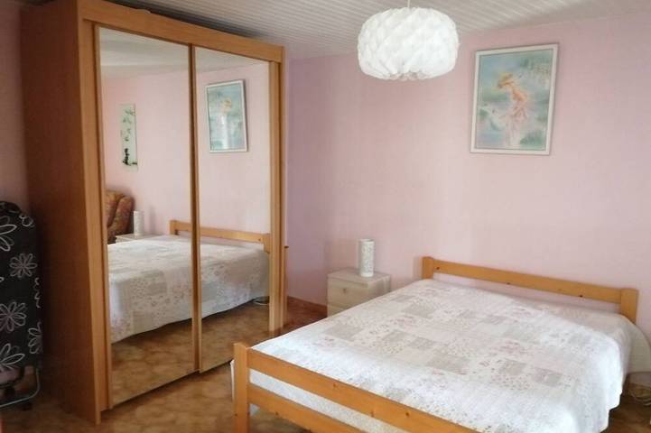 Gîte pour 4 personnes, avec jardin à Plazac - 4