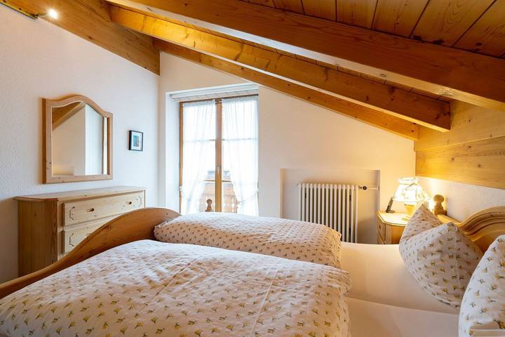 Ferienwohnung für 6 Personen, mit Balkon und Ausblick in Oberstdorf - 2