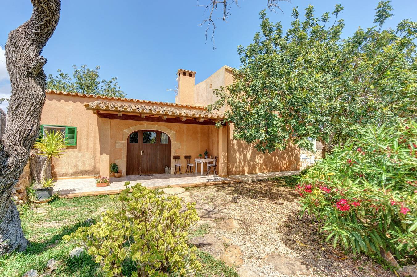 Country house "Sa Barraca d'en Camine" with pool in the nature in Santanyí, Coast of Mallorca