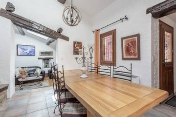 Chambre D’hôte pour 2 Personnes dans Sainte-Colombe-de-la-Commanderie, Région de Perpignan, Photo 4