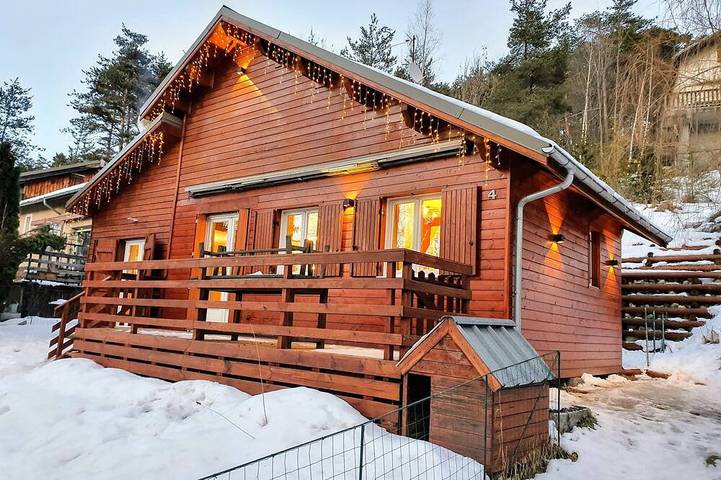 Maison de vacances pour 6 personnes, avec jacuzzi ainsi que terrasse et jardin