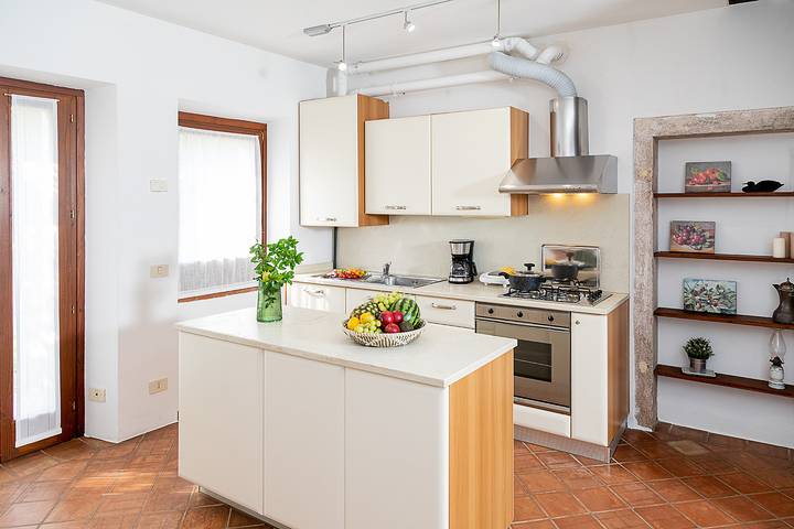 Ferienhaus für 6 Personen, mit Terrasse und Garten sowie Ausblick in Verona Provinz - 4