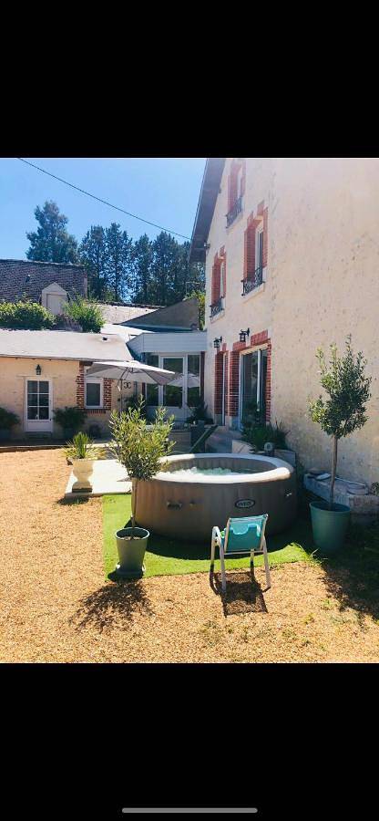 Location de vacances pour 14 personnes, avec jardin et jacuzzi à Vineuil - 4