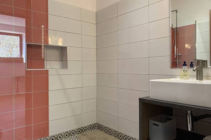 Location de vacances pour 9 personnes, avec jardin et terrasse à La Tour-sur-Orb - 4