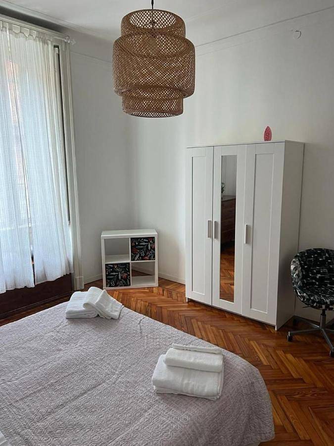 Chambre d’hôte pour 4 personnes, avec jardin ainsi que balcon et vue, animaux acceptés à Milan - 2