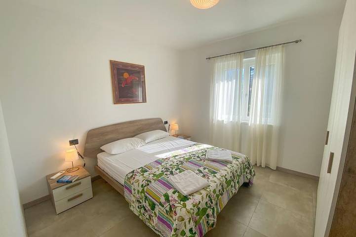 Bungalow für 6 Personen, mit Pool und Terrasse sowie Garten am Comer See - 4