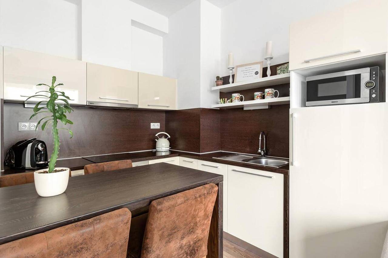 Ganze Wohnung, City Centre, Balcony, Ac & Lift in Bratislava, Bratislava und Umgebung