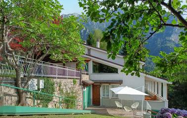 Cottage pour 4 personnes, avec terrasse et jardin à Roncobello