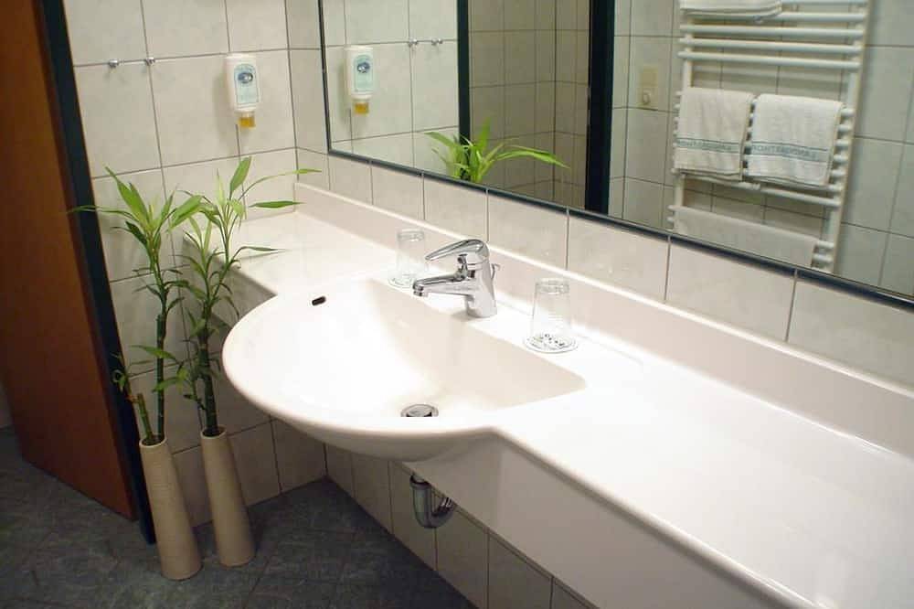 Turm Zimmer - Birkenhof - B&B - Wohlfühl Hotel in Gols, Neusiedlersee-Hügelland