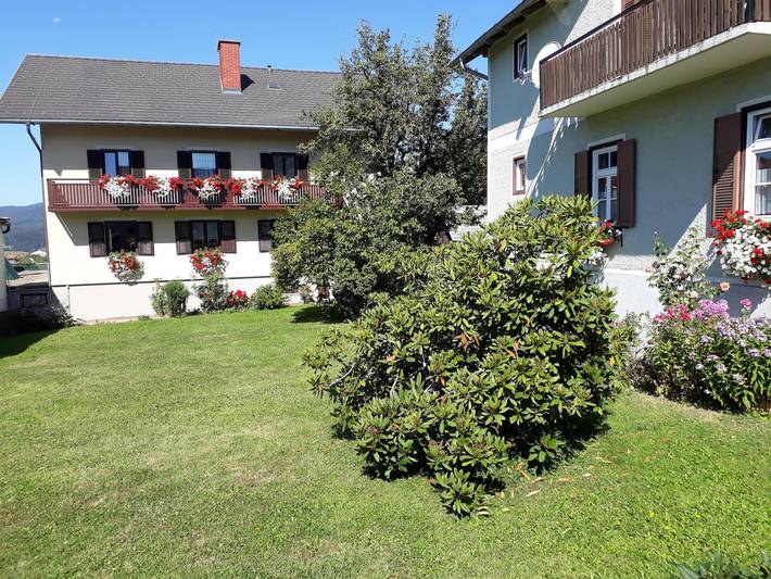 Ferienwohnung für 4 Personen, mit Garten und Balkon