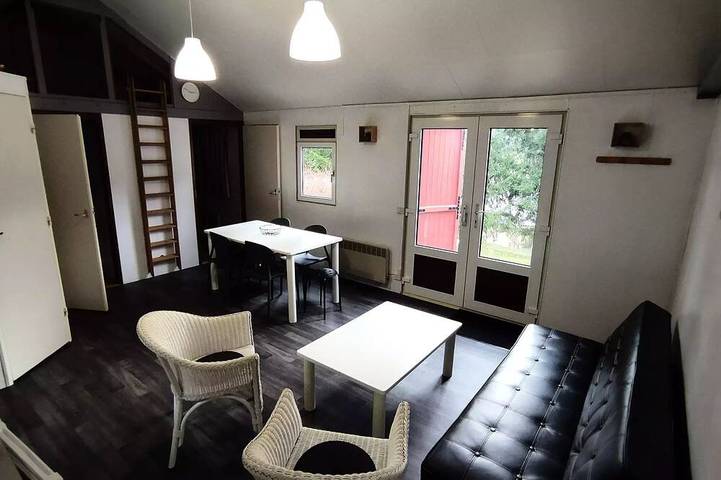 Gîte pour 6 personnes, avec terrasse dans Plan d'eau de Champagnac le Vieux