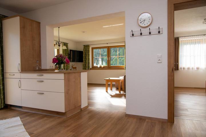 Ferienwohnung für 4 Personen, mit Ausblick und Balkon, kinderfreundlich im Lechtal - 4
