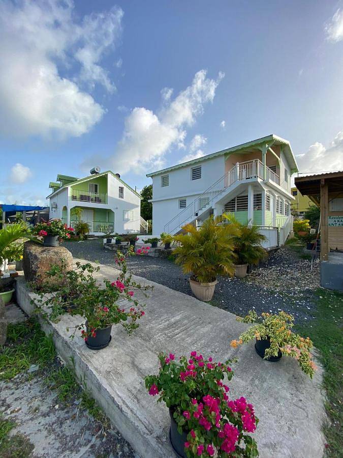 Location de vacances pour 4 personnes, avec sauna et piscine ainsi que jardin et vue dans Port-Louis Guadeloupe - 3
