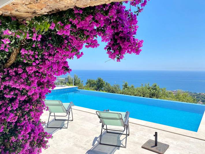 Gîte pour 8 personnes, avec Piscine à Roquebrune-sur-Argens - 3