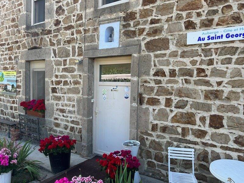 Gîte rural de 45 personnes in Saint-Georges-en-Couzan, Montbrison