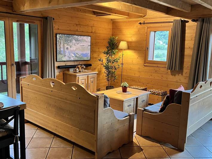 Gîte pour 10 personnes, avec balcon et jacuzzi ainsi que piscine et sauna à Saint-Martin-de-Belleville