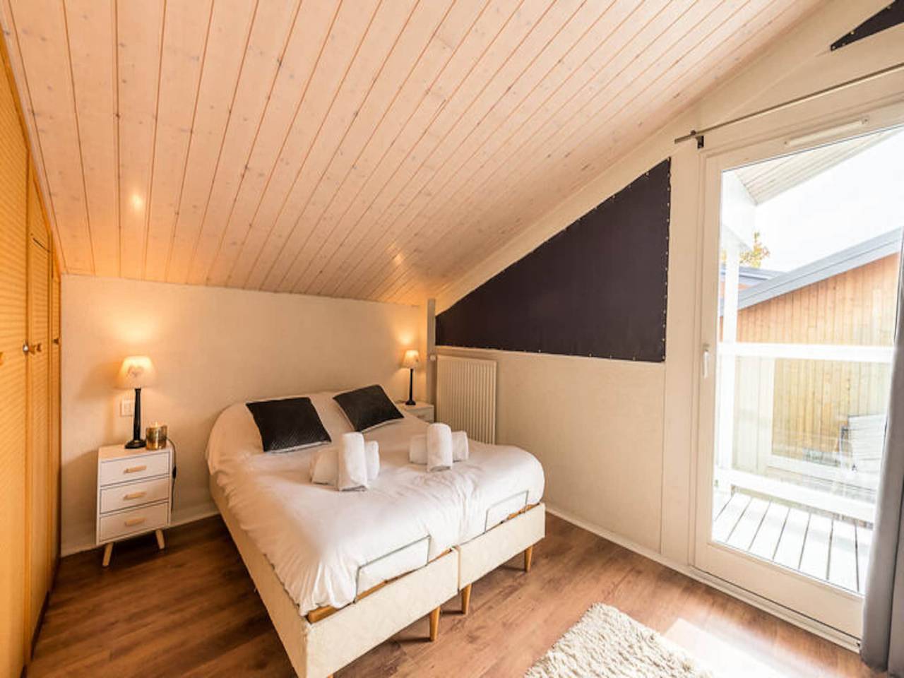 Appartement entier, Maison à Bredannaz avec vue sur le lac d'Annecy in Doussard, Parc naturel régional du Massif des Bauges