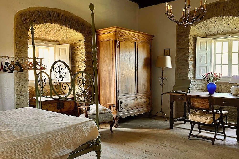 Pazo de Cedofeita (Ribadeo). Historical house of the Xvi century, with private property. in Ribadeo, A Mariña Lucense