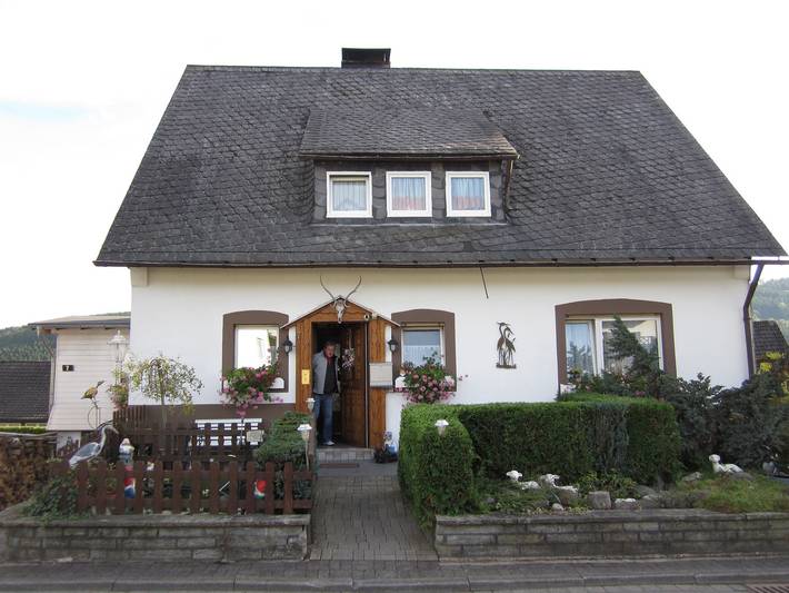 Ferienwohnung für 5 Personen, mit Balkon und Balkon/Terrasse sowie Garten in Züschen
