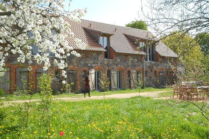 Ferienhaus für 10 Personen, mit Sauna und Garten sowie Terrasse