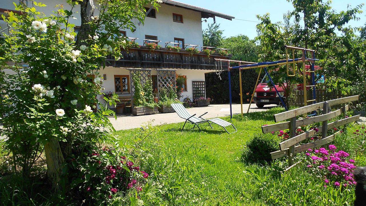 Ganze Ferienwohnung, Ferienwohnung für 2 Personen (35 m²) in Höslwang in Höslwang, Chiemsee