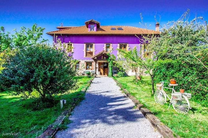 Casa rural para 2 personas, con Balcón y Terraza además de Jardín y Vistas en Arriondas