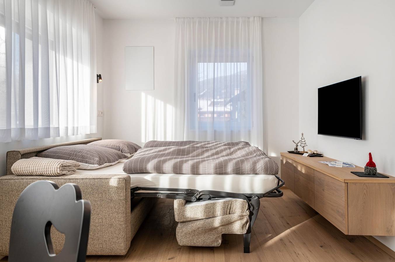 Ganze Wohnung, Ferienwohnung 'Mountain Meadows Apt 2' mit Bergblick, privater Terrasse und Wlan in Mitterolang, Olang