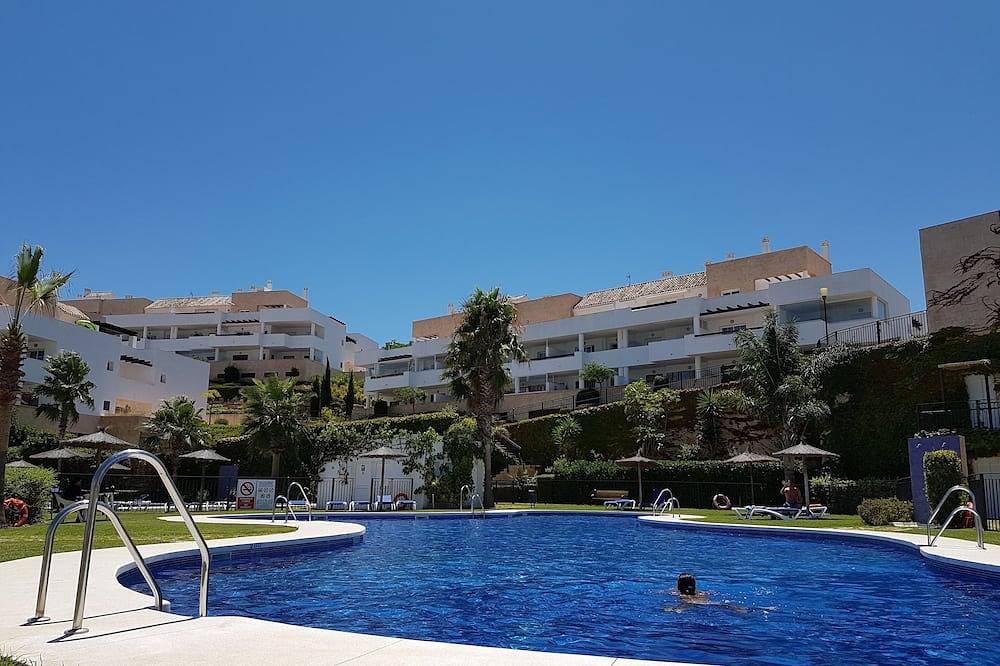 Appartement entier, Appartement de trois chambres spacieux et bien aménagé, cadre pittoresque à proximité de terrains de golf in La Alcaidesa, San Roque